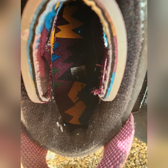 Air Jordan 6 Retro GS 'Bordeaux' - Picture 6 of 7